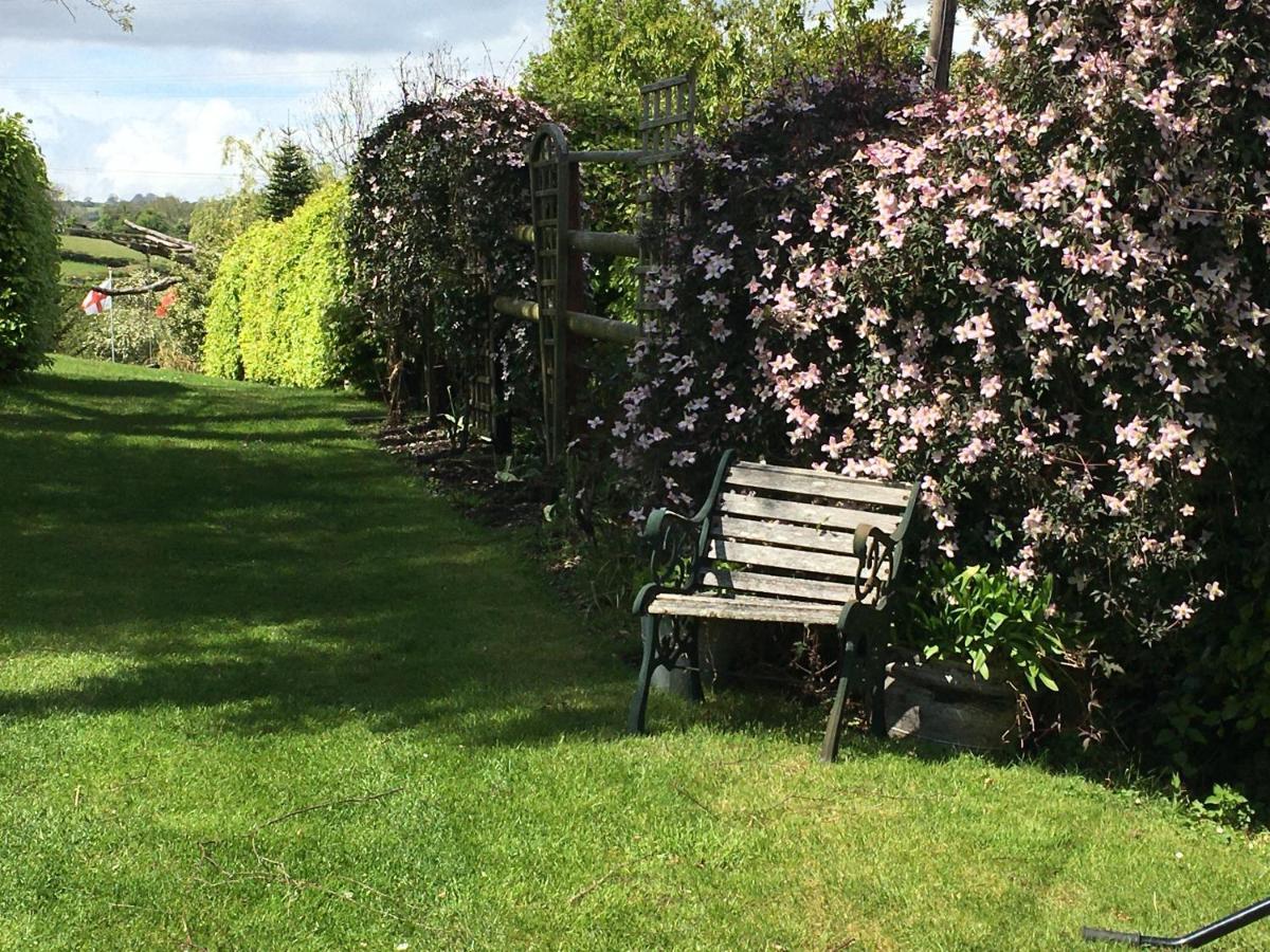 Llanwenarth Cottage A Beautiful Place To Just Be. Abergavenny Luaran gambar